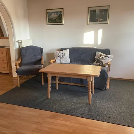 Gaestehaus Zum Stricker, Eckweg 9 * Bayersoien